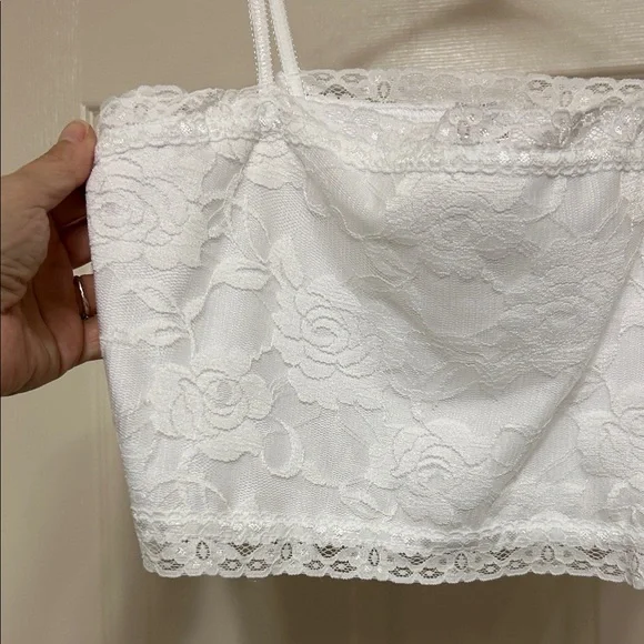 Pure Style Lace Crop Top White Semi-Sheer Gorgeous Rose Floral Lace Overlay M - Picture 5 of 10